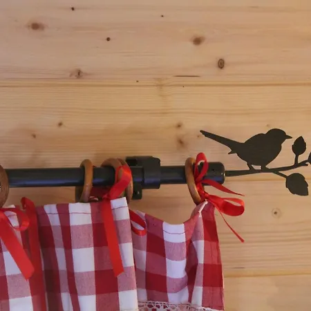 Bed & Breakfast Acabatz De Dintrar 3*